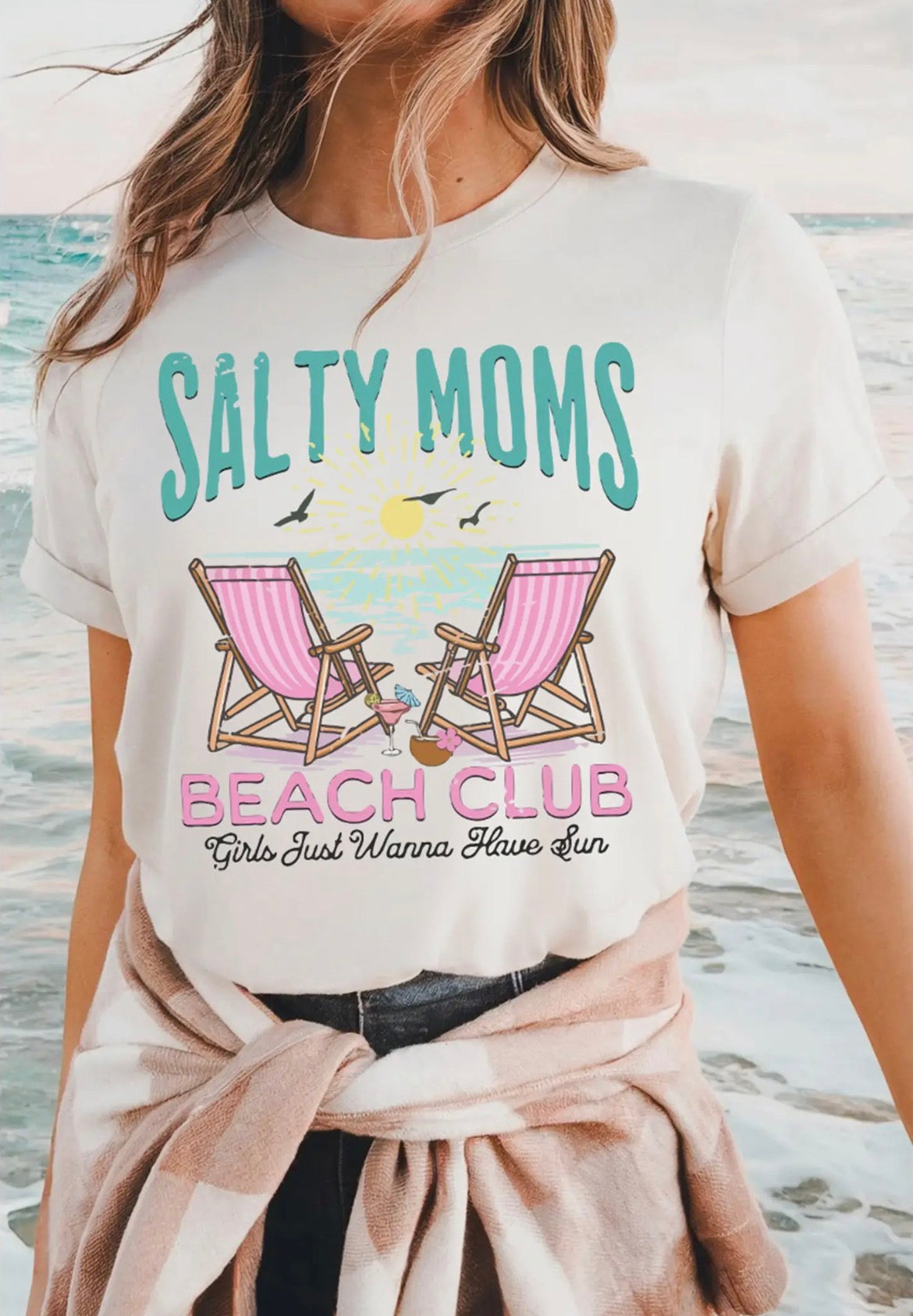 Salty Moms Beach Club Short
Sleeve Graphic Tee